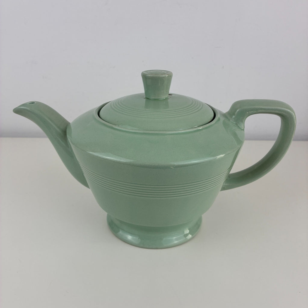 Woods Ware Beryl Green Teapot 2 Pints Mid Century Vintage