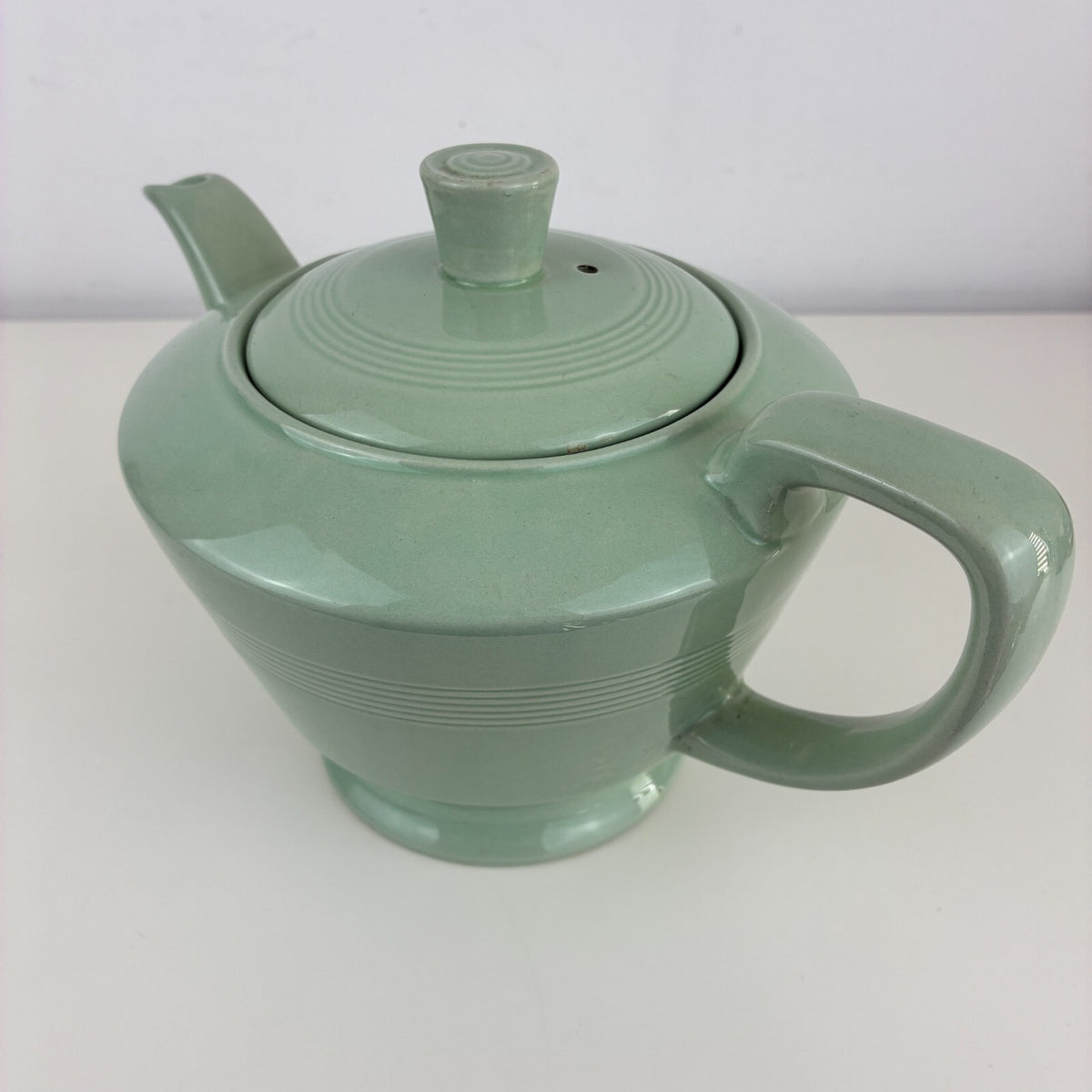 Woods Ware Beryl Green Teapot 2 Pints Mid Century Vintage