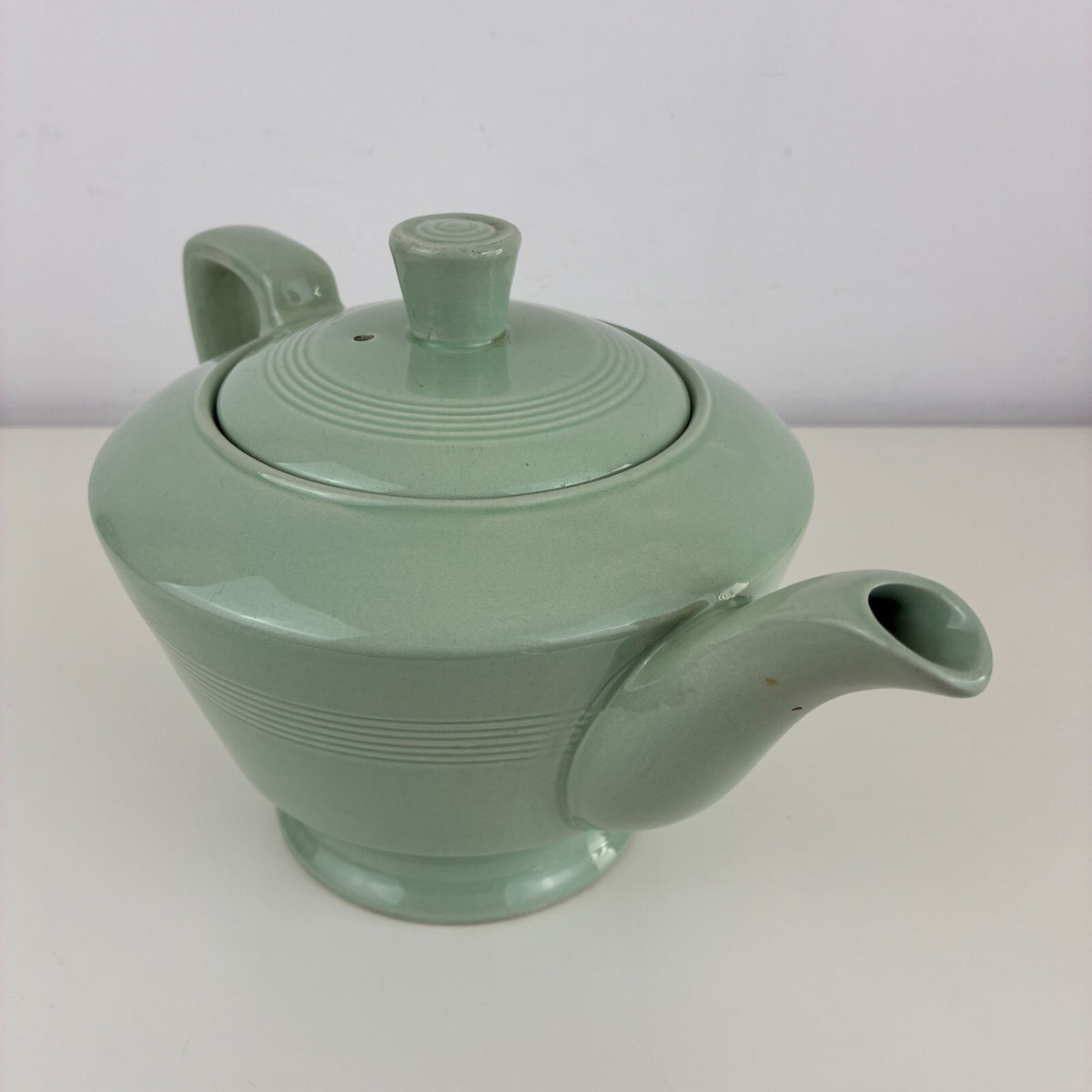 Woods Ware Beryl Green Teapot 2 Pints Mid Century Vintage